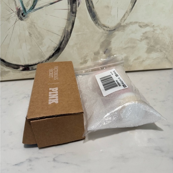 SOLD✨VICTORIA’S SECRET set 🤍 - Picture 9 of 9